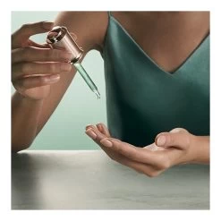 LES SPÉCIALISTES-Peeling De Nuit Affinant & Réparateur-La Mer 8 LES SPÉCIALISTES-Peeling De Nuit Affinant & Réparateur-La Mer -Dreamteam cosmétique. Peeling de nuit affinant reparateur 102405666 2