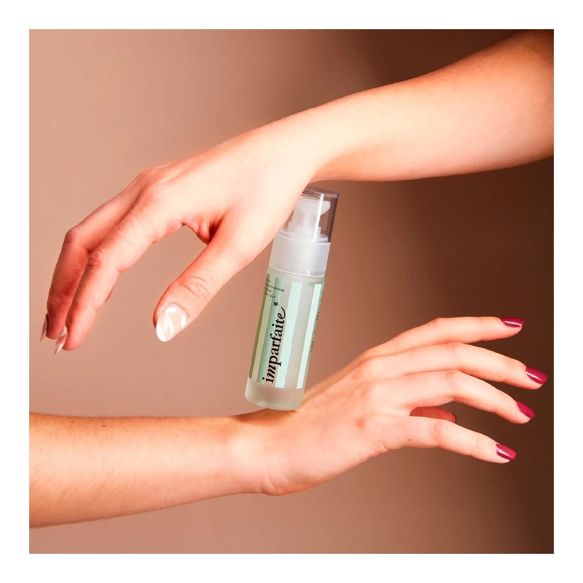 VISAGE-Sérum éclat Pour Peaux épanouies-IMPARFAITE 5 VISAGE-Sérum éclat Pour Peaux épanouies-IMPARFAITE – Image 3